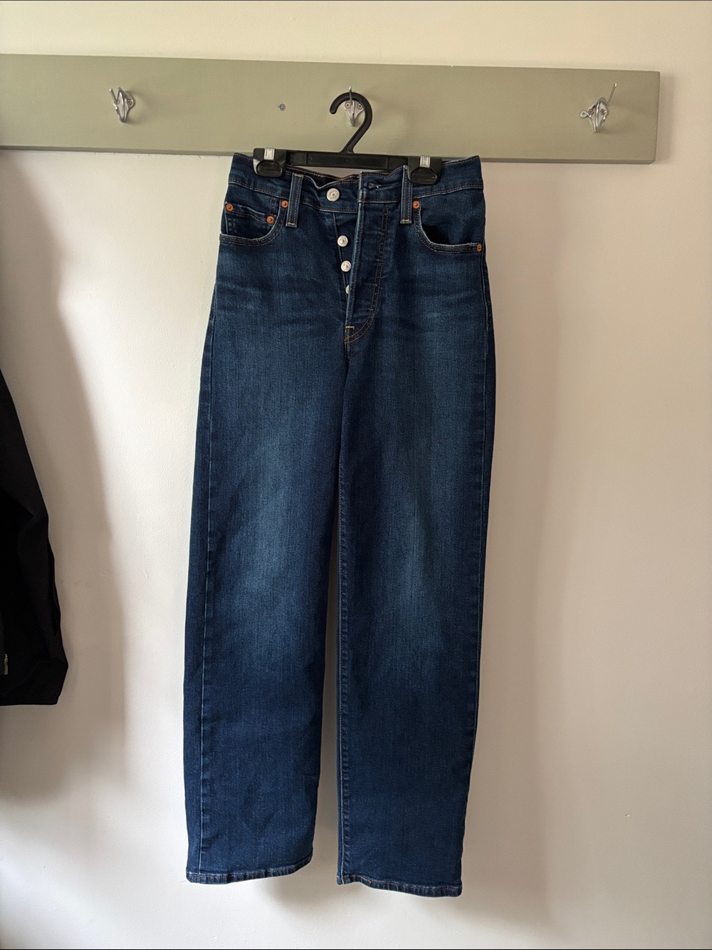 Levi Ribcage Straight Ankle Jeans